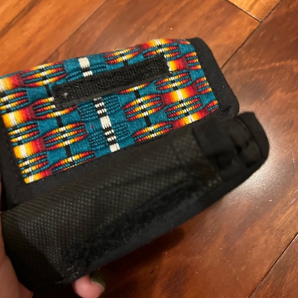 Aztec Pattern Wallet - Picture 4 of 6